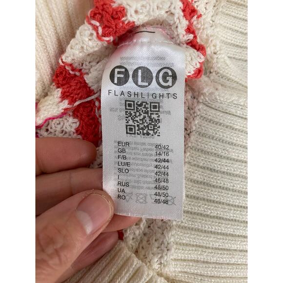 FLG Flashlights Women's 6 Cream Colorful Striped Pullover Sweater - Picture 5 of 7